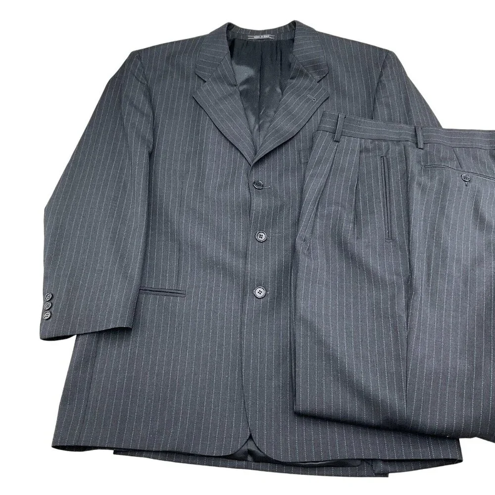 Luciano Carreli Uomo Difference Suit Men 44R 38W Gray Stripe Super 140s Wool VTG